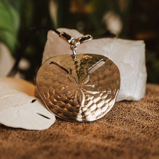 Pansy Shell Necklace