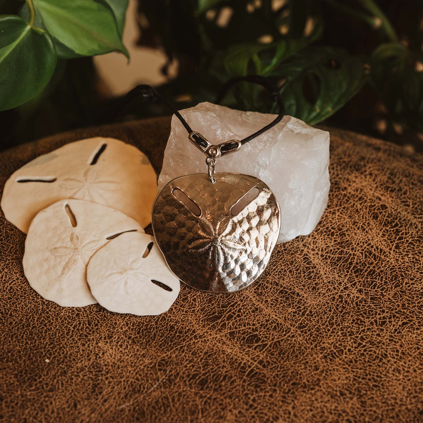 Pansy Shell Necklace