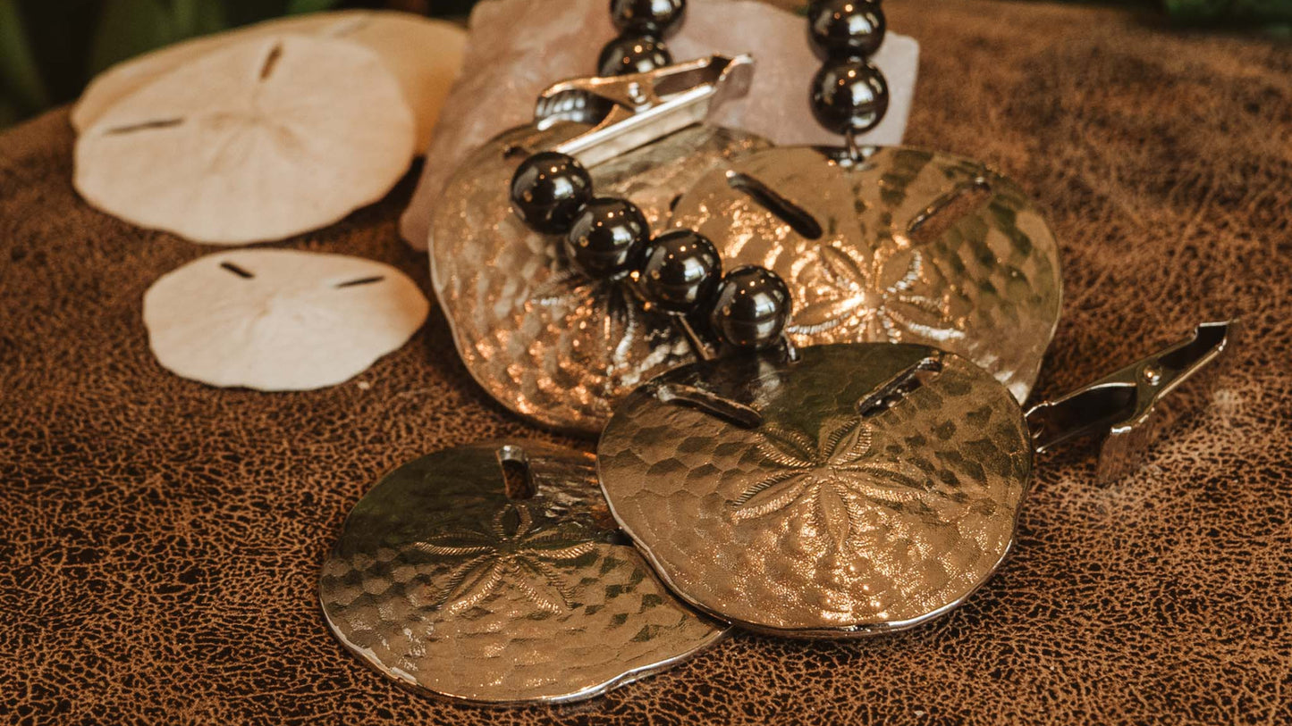 Pansy Shell Tablecloth Weights (Set of 4)